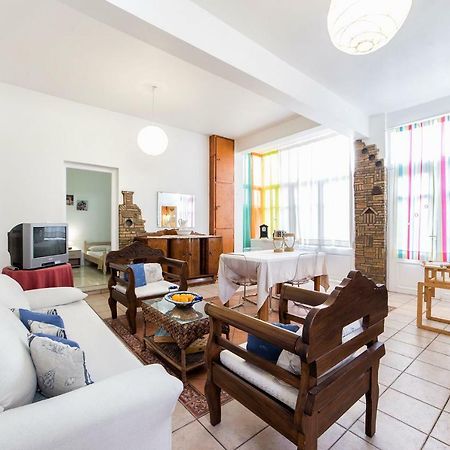 Town House For 6-16 With Ac Villa Parikia  Bagian luar foto