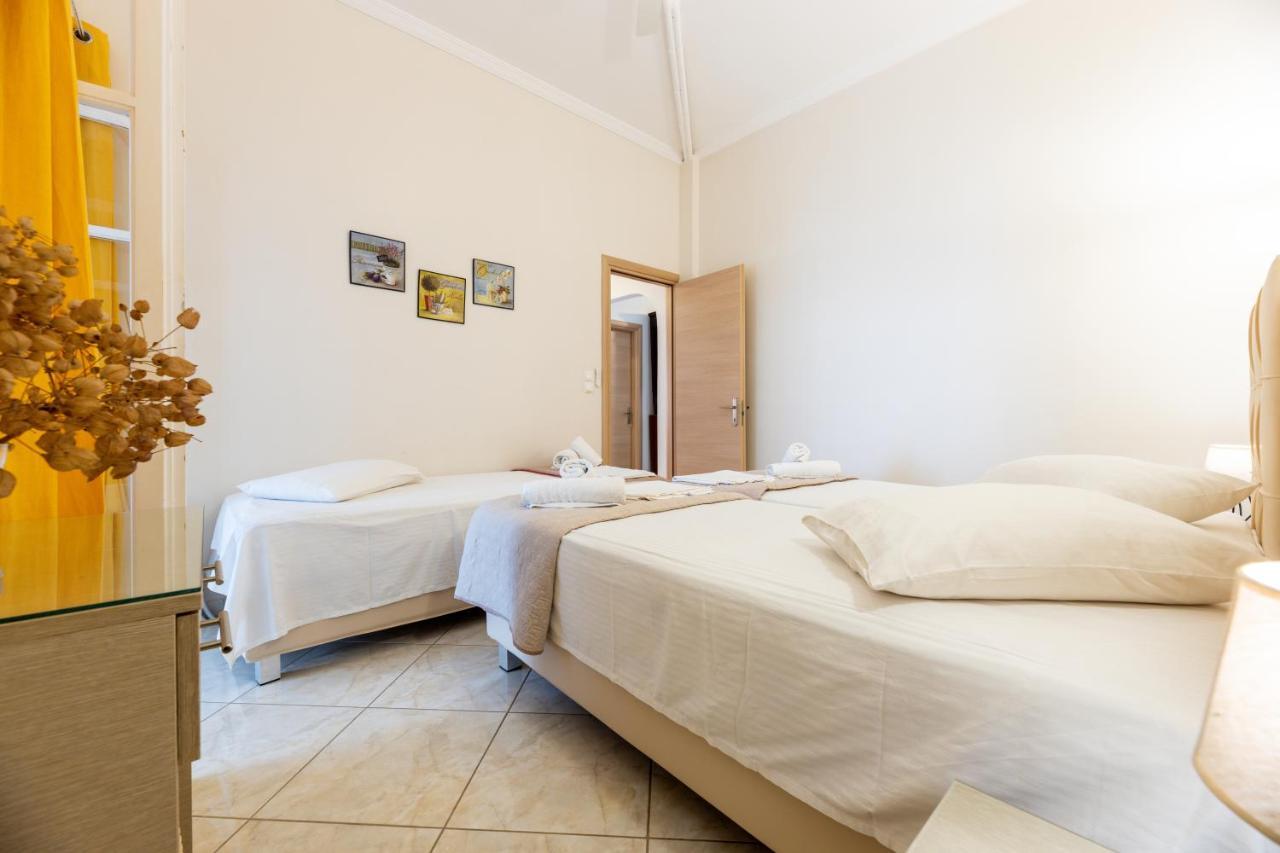 Town House For 6-16 With Ac Villa Parikia  Bagian luar foto