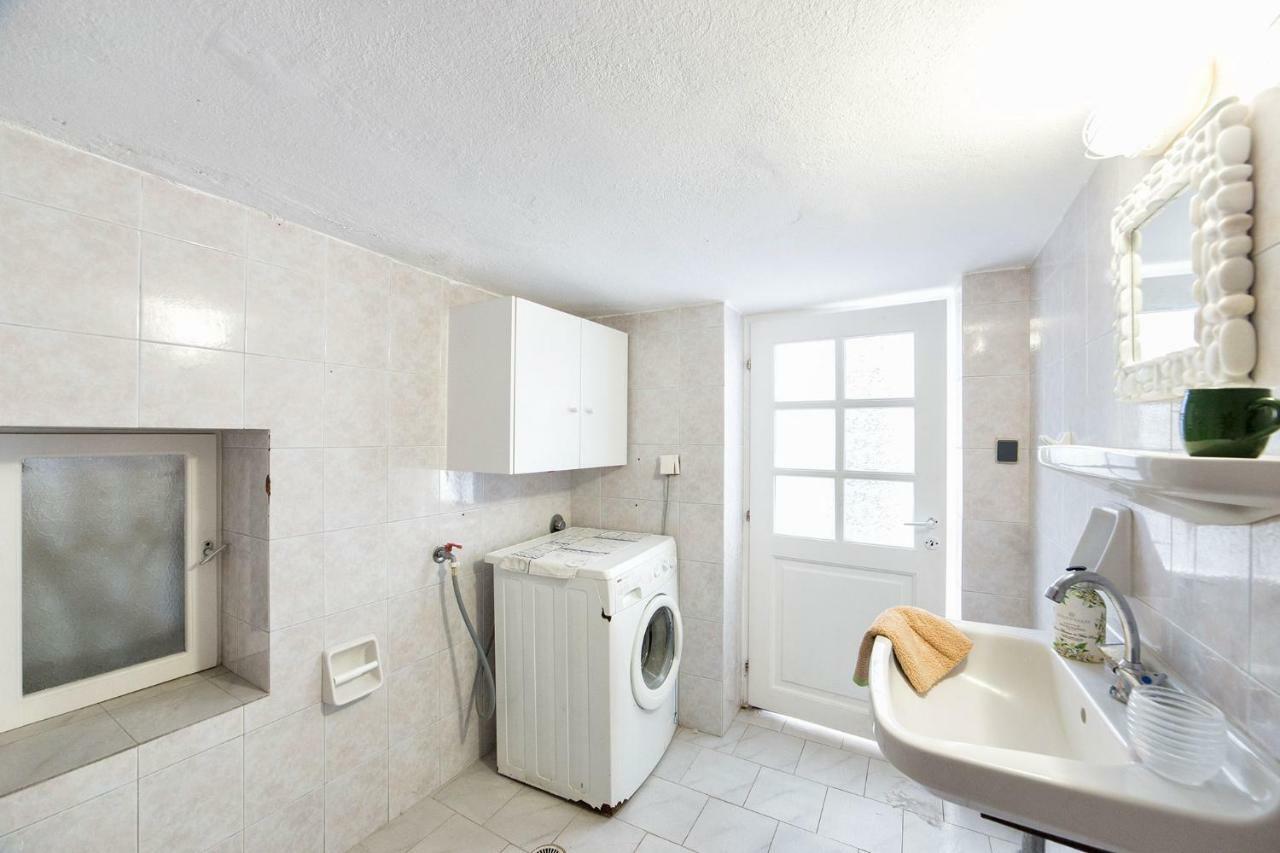 Town House For 6-16 With Ac Villa Parikia  Bagian luar foto